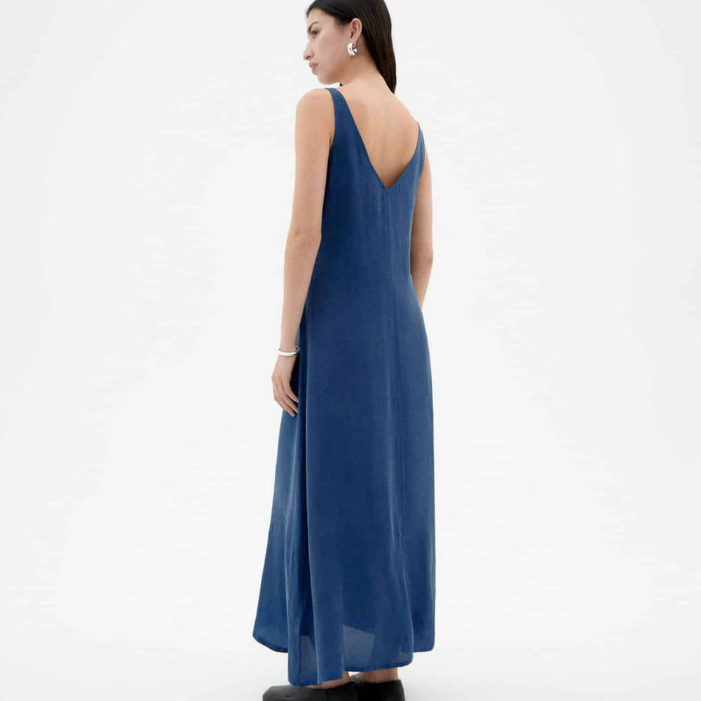 
                      
                        Thinking Mu W Dress Sade blue cobalt
                      
                    