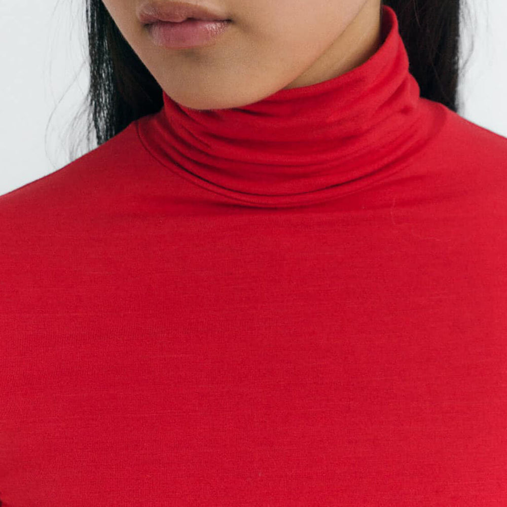 
                      
                        Thinking Mu W Longsleeve Noe Cachemire red
                      
                    
