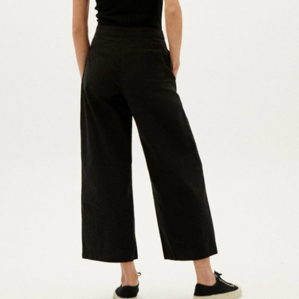 
                      
                        Thinking Mu W Pants Begonia black
                      
                    