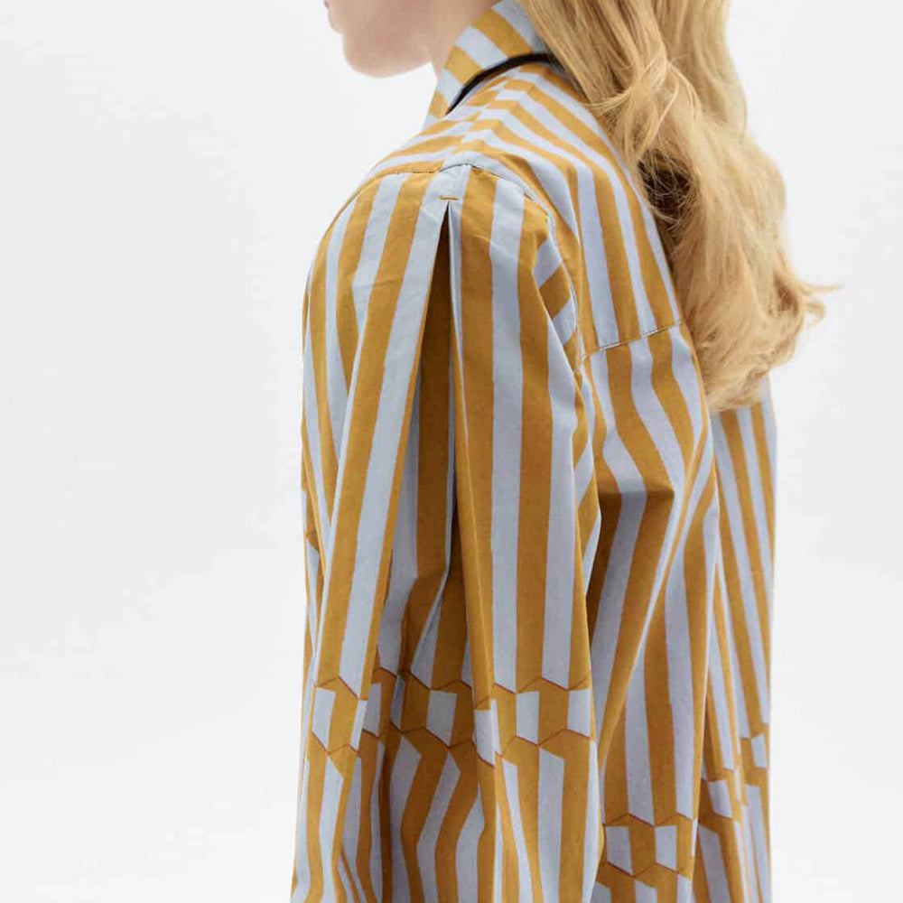 
                      
                        Thinking Mu W Shirt Duna purple esque
                      
                    