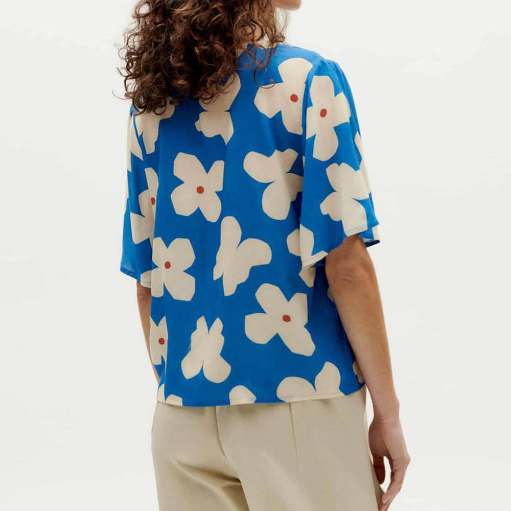 
                      
                        Thinking Mu W Shirt Libelula blue big butterfly
                      
                    