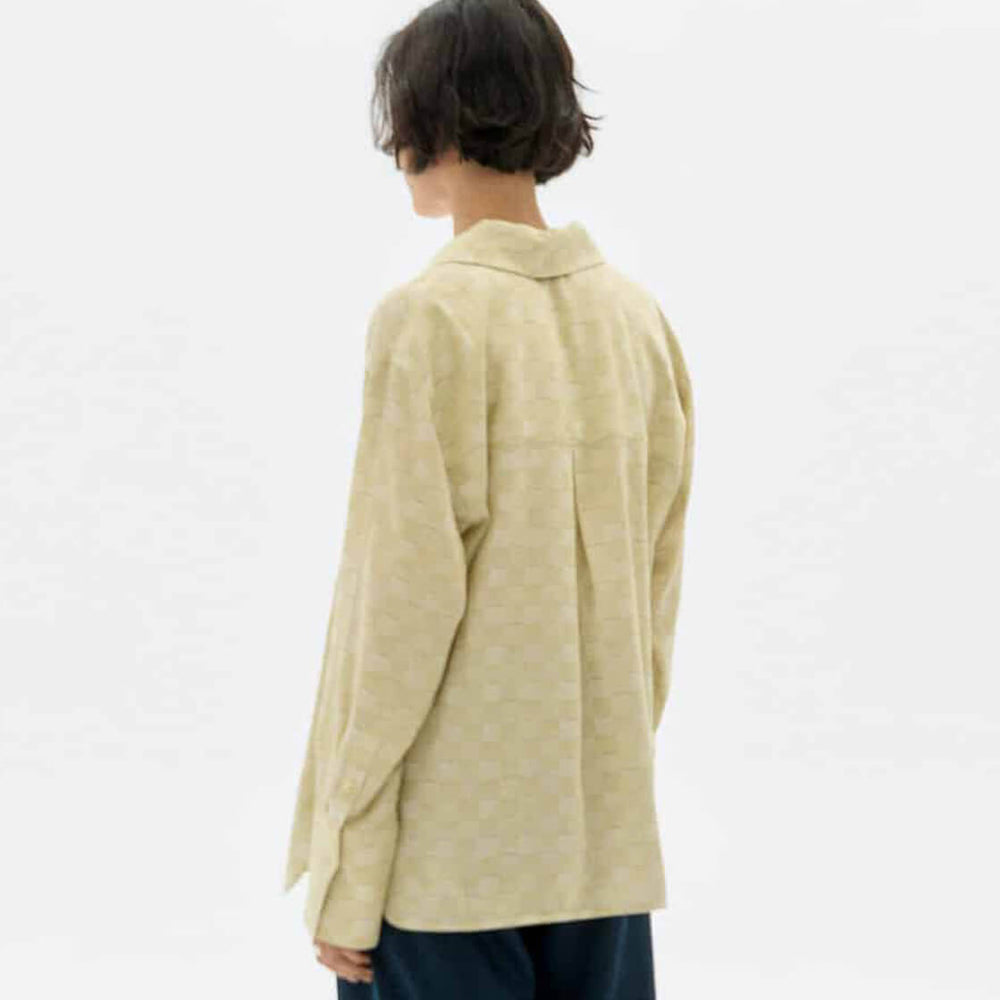 
                      
                        Thinking Mu W Shirt Sira beige julia printed
                      
                    