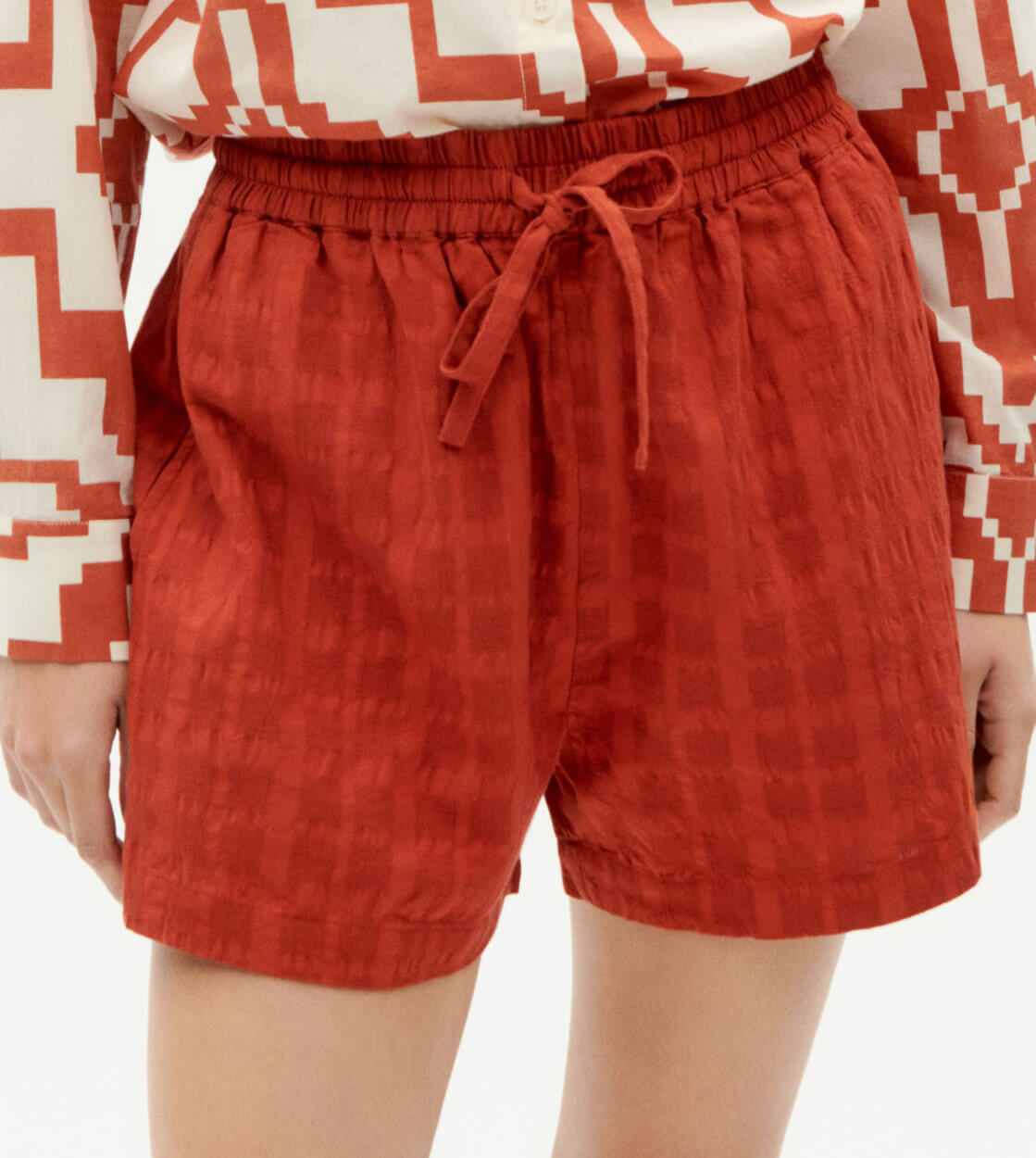 Thinking Mu W Shorts Geranio red orangered cuadrito