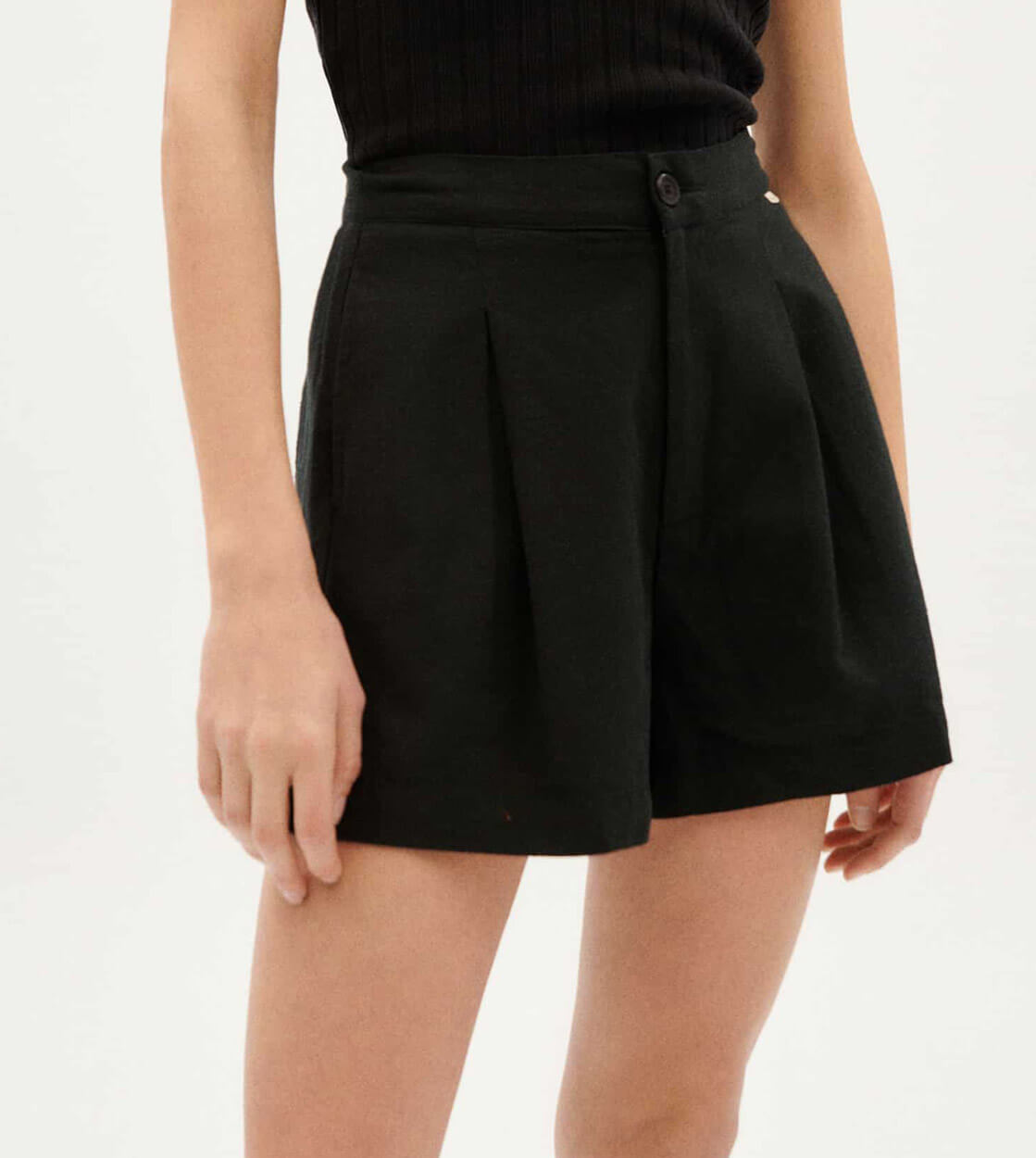 Thinking Mu W Shorts Narciso black