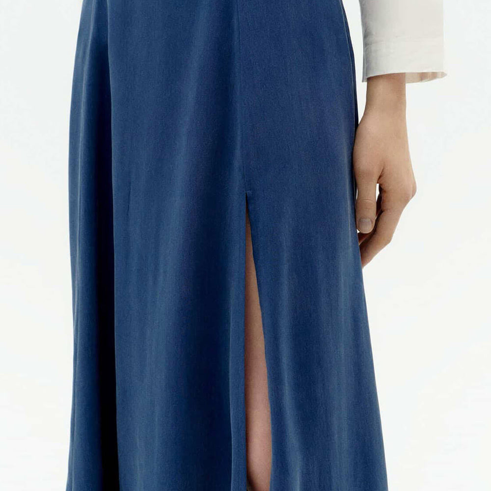 
                      
                        Thinking Mu W Skirt Tora blue cobalt
                      
                    