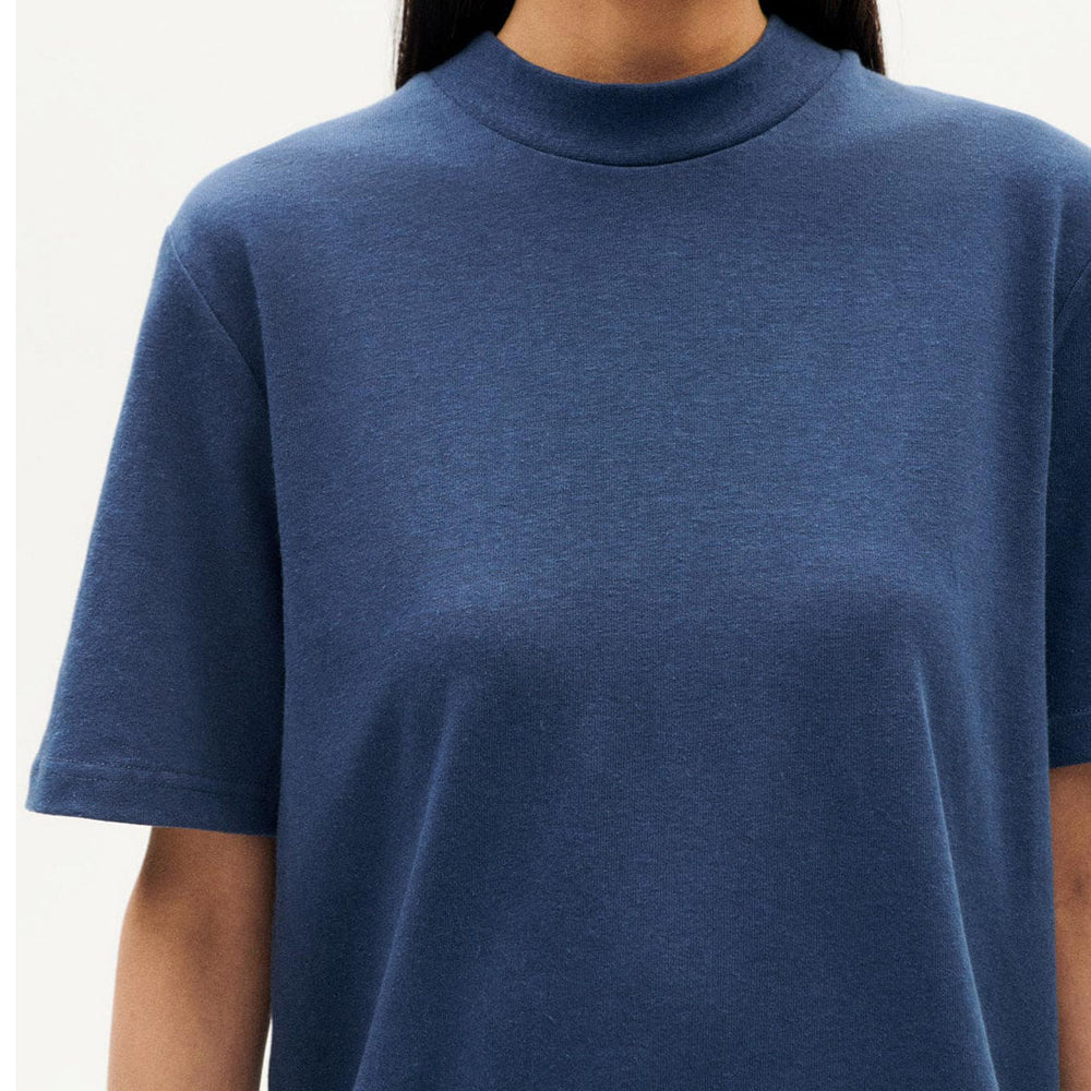 
                      
                        Thinking Mu W T-Shirt Aidin Hemp blue dark heritage
                      
                    