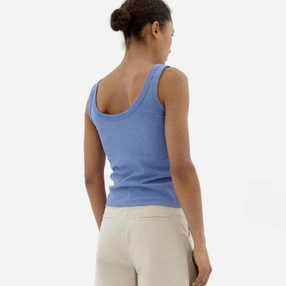 
                      
                        Thinking Mu W Top Julia Hemp blue persian blue
                      
                    