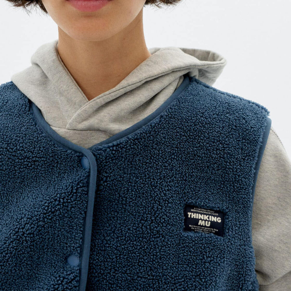 
                      
                        Thinking Mu W Vest Jay II blue fuzz
                      
                    