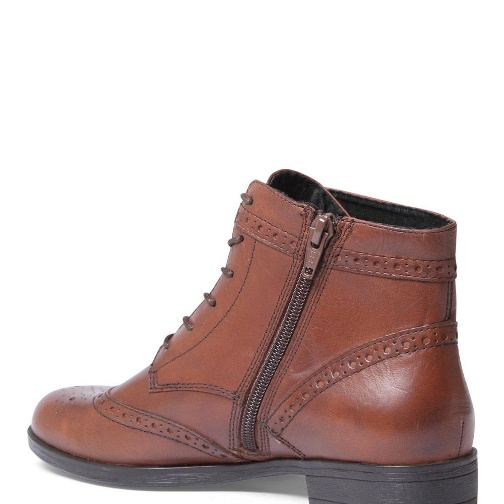 
                      
                        Vagabond W Shoes Code Boots III brown cognac
                      
                    