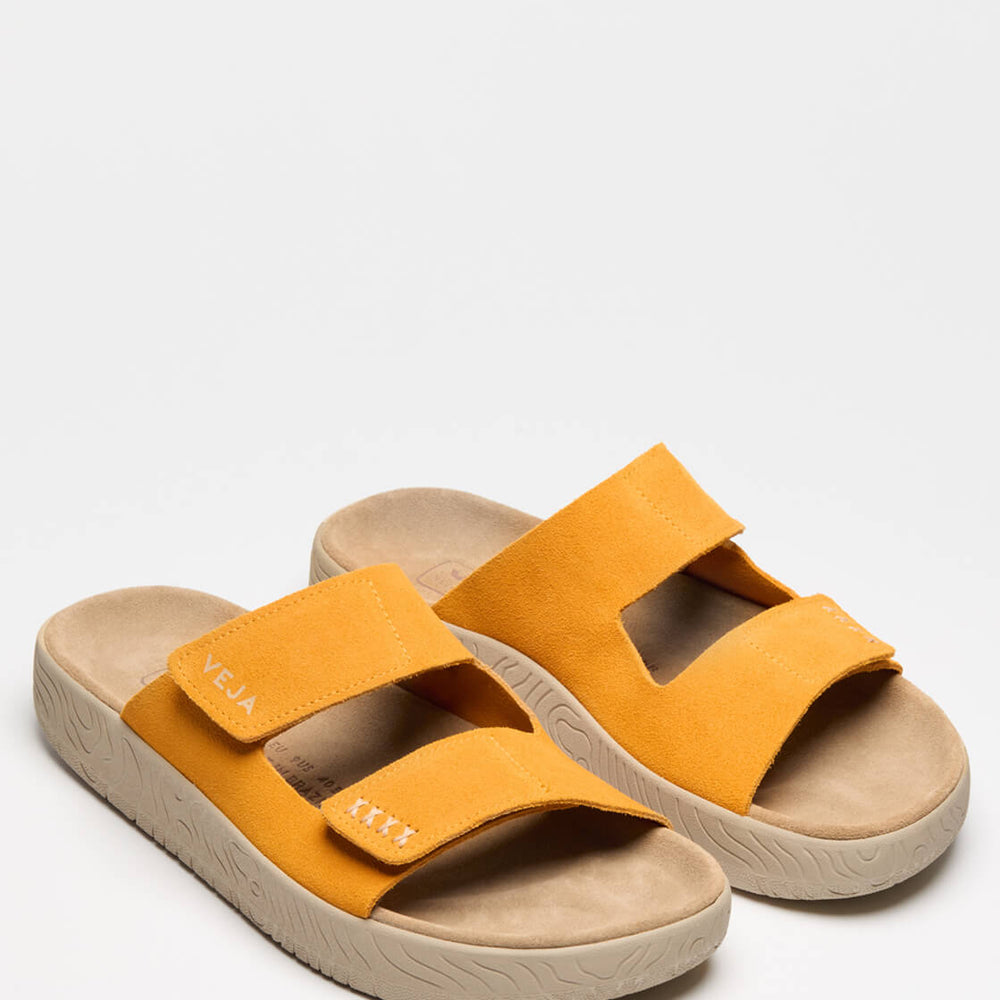 Veja Sandals Etna Suede Soft yellow safran almond