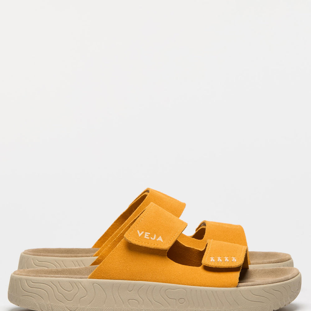 
                      
                        Veja Sandals Etna Suede Soft yellow safran almond
                      
                    