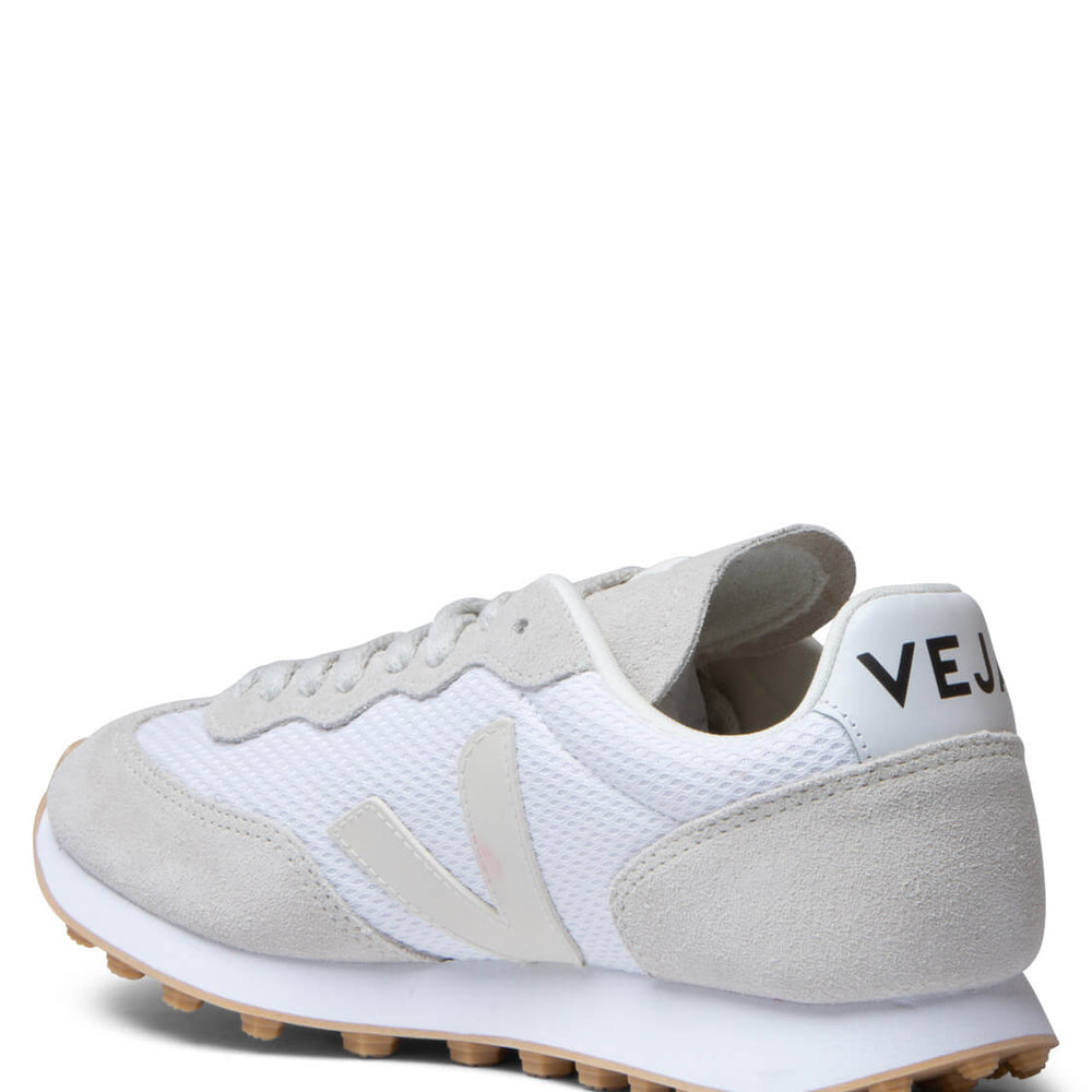 
                      
                        Veja Shoes Rio-Branco Alveomesh white pierre natural
                      
                    