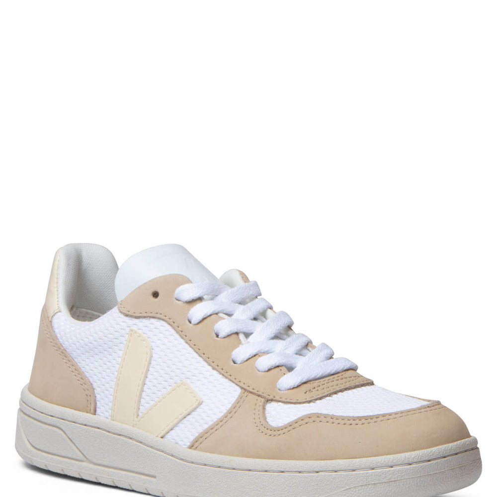 
                      
                        Veja W Shoes V-10 Alveomesh white butter almond
                      
                    