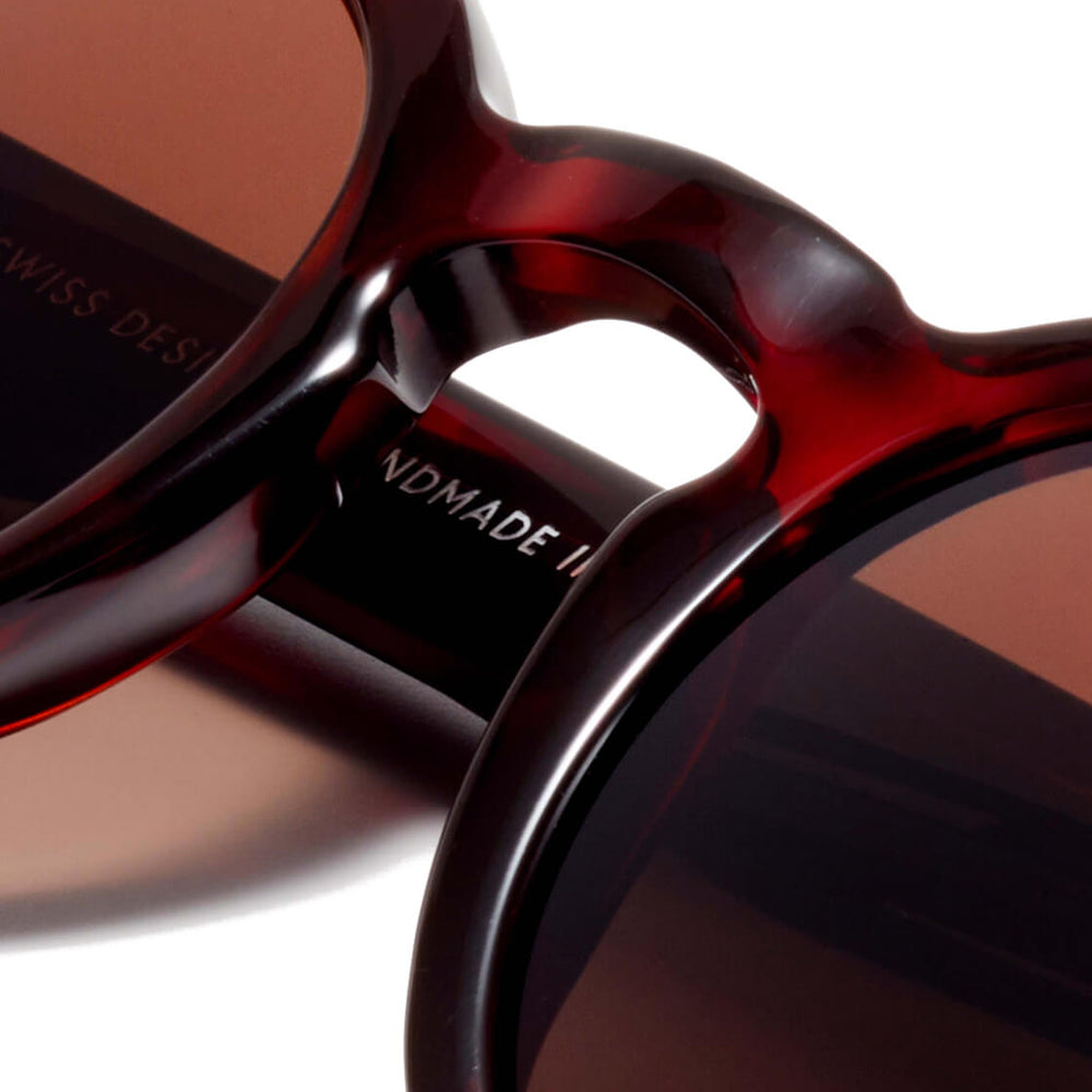 
                      
                        Viu Sunglasses Definite red havana
                      
                    