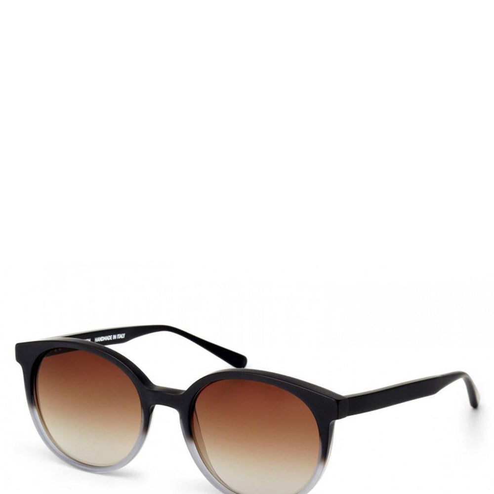 
                      
                        Viu Sunglasses Diva mad men matt wolkengrau
                      
                    