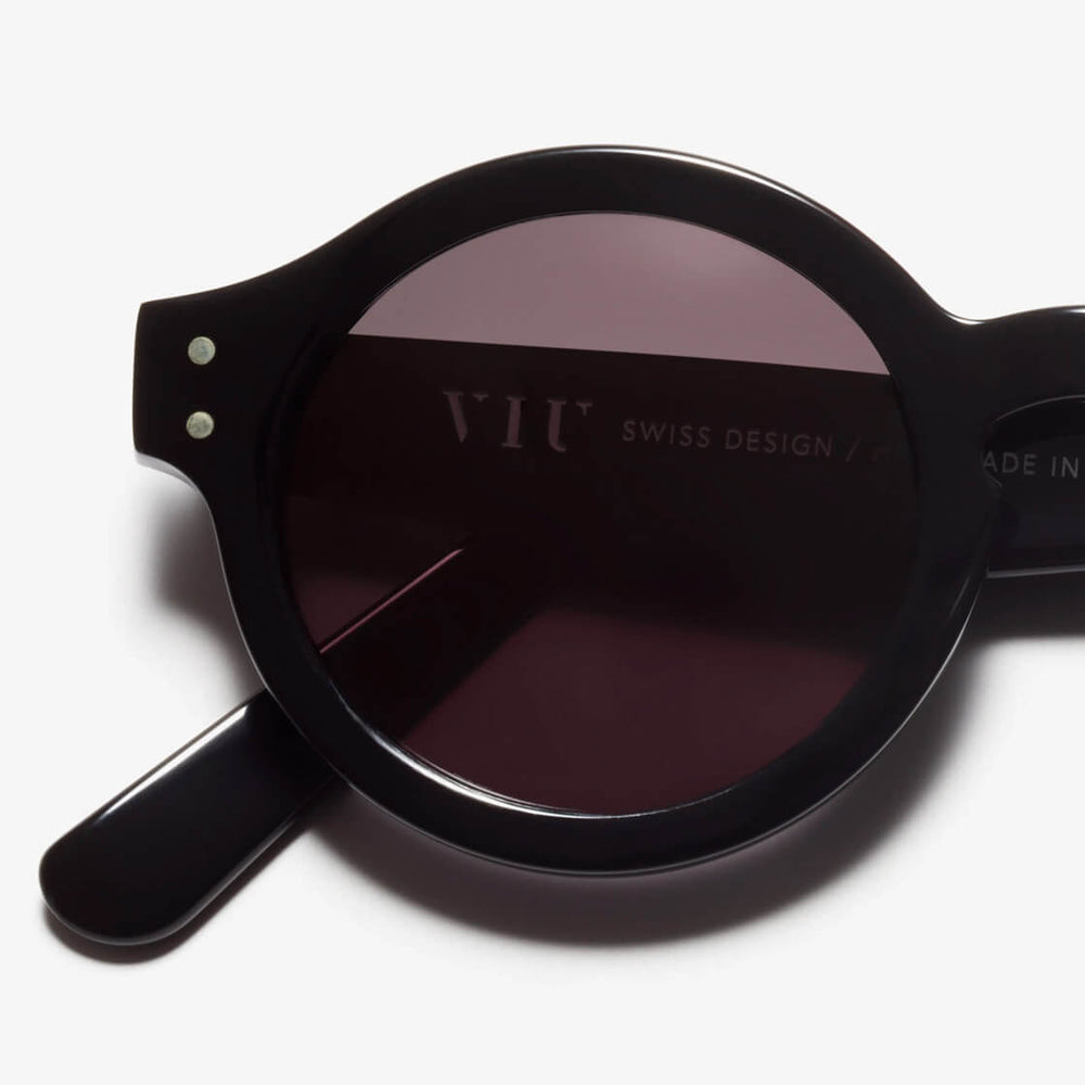 
                      
                        Viu Sunglasses Literary black
                      
                    