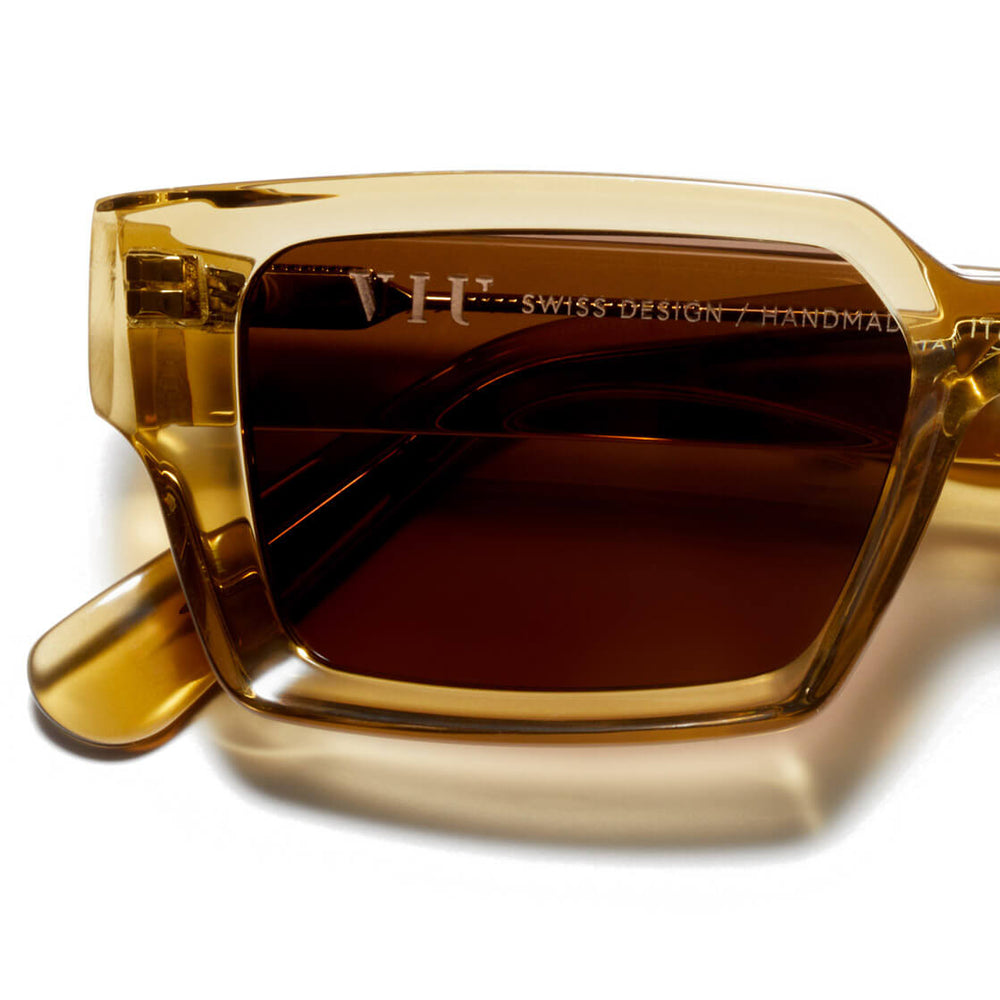 
                      
                        Viu Sunglasses Rogue gold transparent
                      
                    