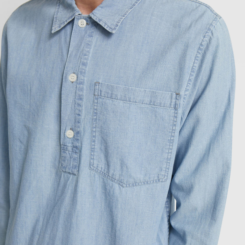 
                      
                        Wood Wood Shirt Albert Chambray blue light
                      
                    