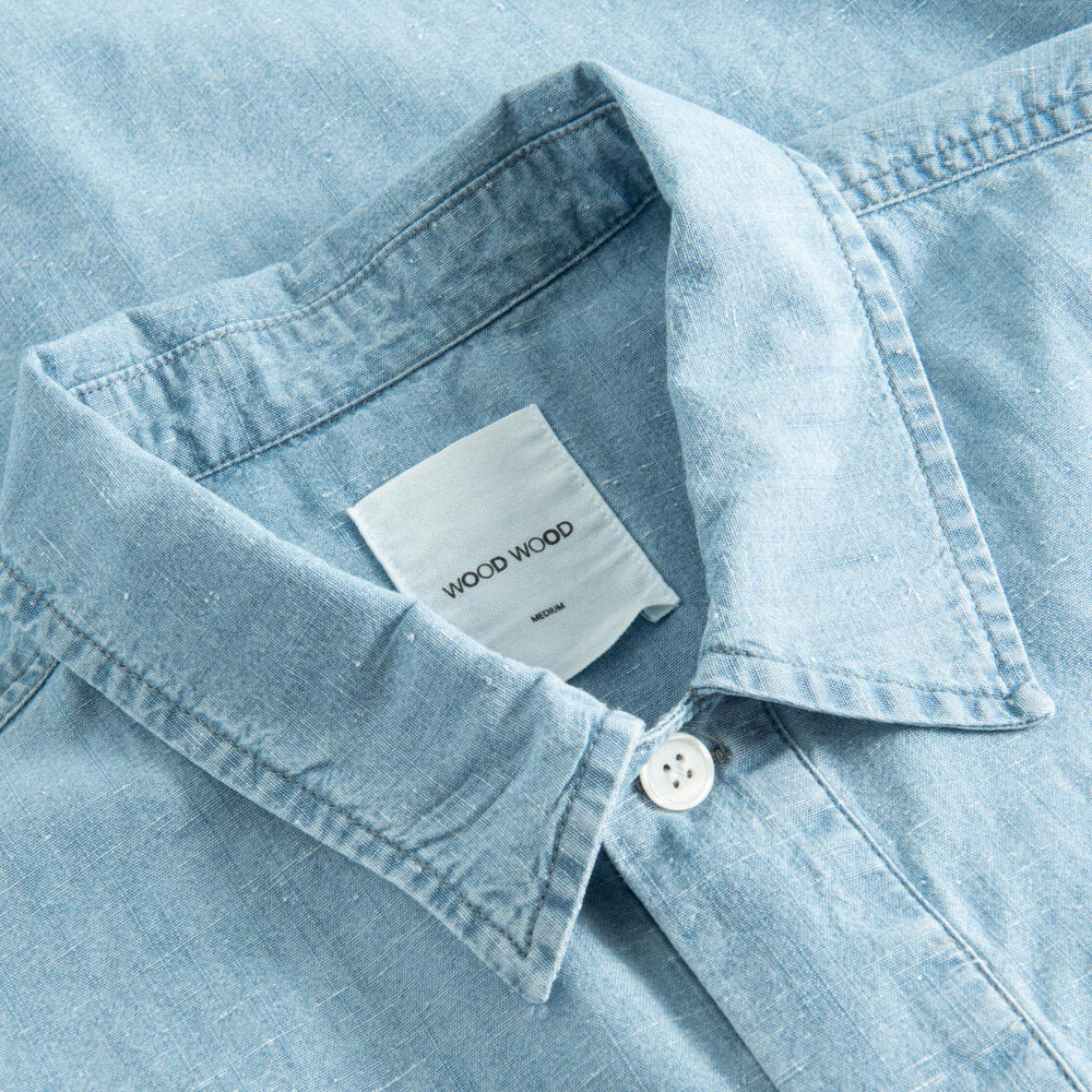 
                      
                        Wood Wood Shirt Albert Chambray blue light
                      
                    